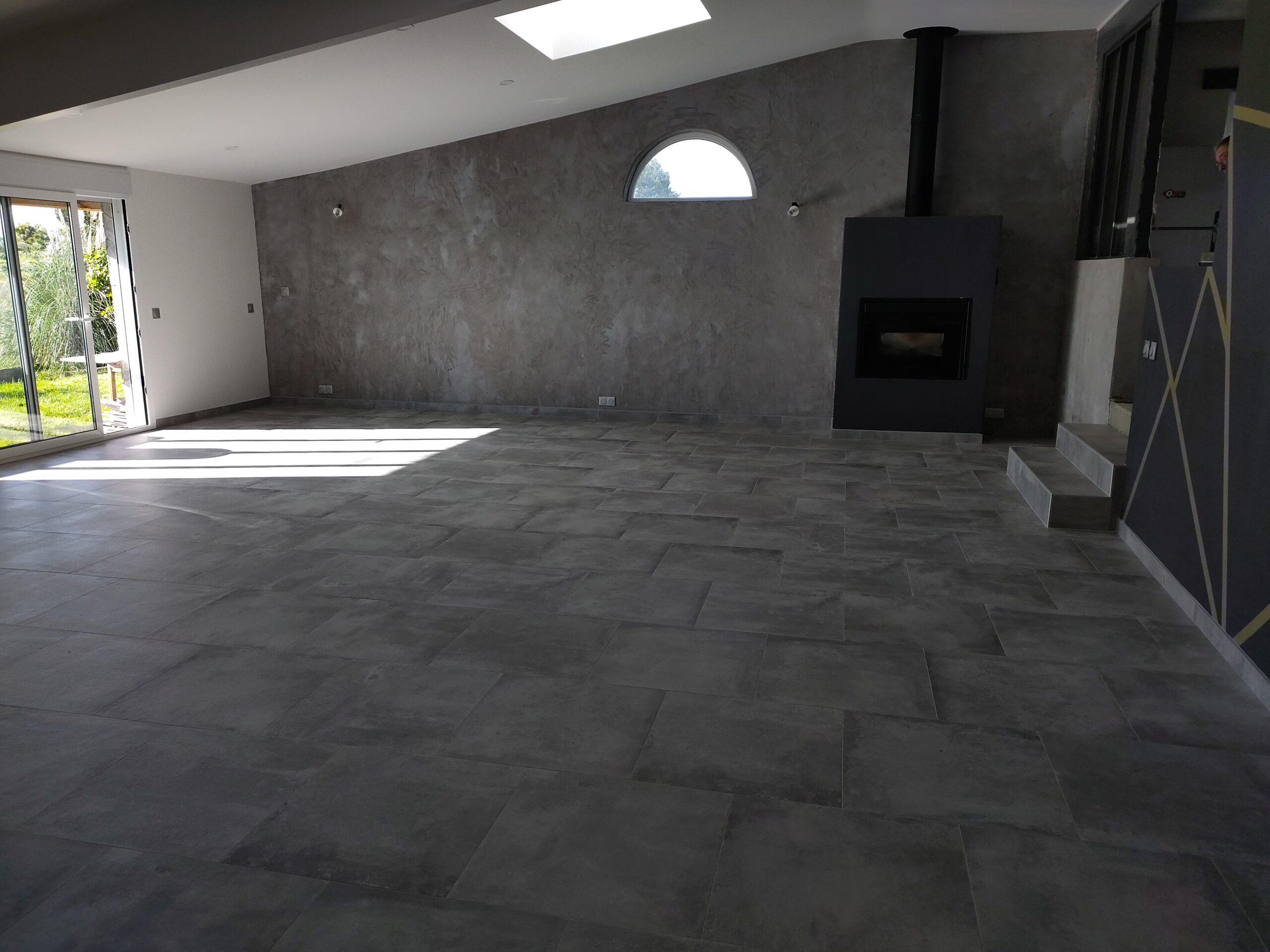 Carrelage sol cuisine - Pose complète de carrelage<br />
